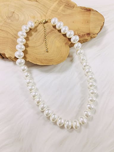 Zinc Alloy Imitation Pearl Oval Trend Beaded Necklace