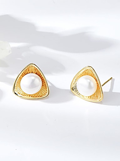 Zinc Alloy Imitation Pearl Triangle Minimalist Stud Earring