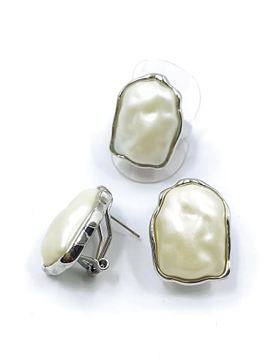 Trend Irregular Zinc Alloy Resin White Ring And Earring Set