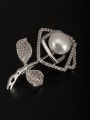 thumb Round Platinum Plated Pearl White Lapel Pins & Brooche 0