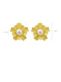 thumb Alloy With Imitation Gold Plated Simplistic Flower Stud Earrings 1