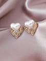 thumb Alloy With Gold Plated Simplistic Heart Stud Earrings 1