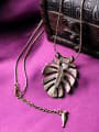 thumb Rretro Alloy Feather Shaped Necklace 2
