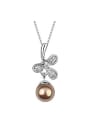 thumb Exquisite Imitation Pearl Shiny Crystals-studded Leaf Alloy Necklace 0