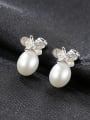thumb Sterling Silver 8-9mm natural pearl simple Flower Stud 0