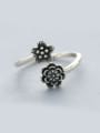 thumb Vintage Style Flower Shaped Ring 0