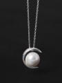 thumb Moon Shell Pearl Clavicle Necklace 0