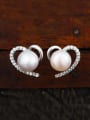 thumb Heart-shaped Pearl Cluster earring 0