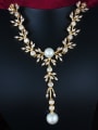 thumb Exquisite 18K Gold Plated Flower Artificial Pearl Necklace 1