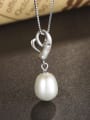 thumb Temperament Heart Shaped Freshwater Pearl  Pendant 2