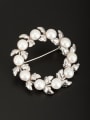 thumb Platinum Plated Round White Pearl Beautiful Lapel Pins & Brooche 0