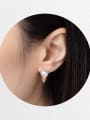 thumb Alloy Imitation Pearl Triangle Dainty Stud Earring 1