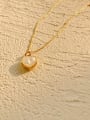 thumb Copper Shell White Heart-shaped Necklace 2