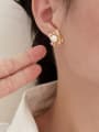 thumb Brass Imitation Pearl Geometric Vintage Stud Earring 1