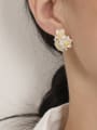 thumb Brass Acrylic Flower Vintage Stud Earring 1