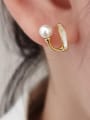 thumb Brass Shell Geometric Minimalist Huggie Earring 2