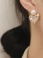 thumb Brass Cubic Zirconia Heart Vintage Stud Trend Korean Fashion Earring 1