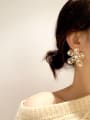 thumb Resin Flower Vintage pearl Stud Earring 1
