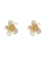 thumb Brass Shell Flower Minimalist Clip Earring 0