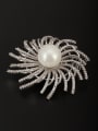 thumb The new Platinum Plated Copper Pearl Lapel Pins & Brooche with White 0