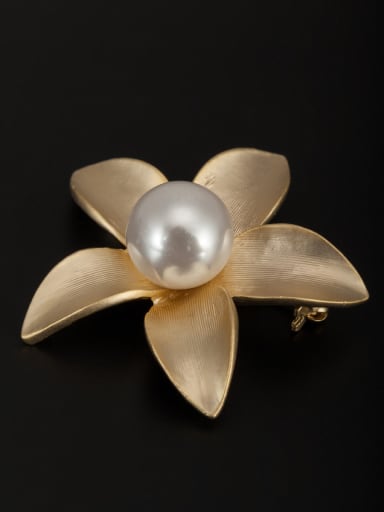 Model No XX04435 Personalized Gold Plated White Flower Pearl Lapel Pins & Brooche