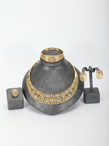 GODKI Luxury Women Wedding Dubai Blacksmith Made Gold Plated Zinc Alloy Rhinestone 4 Pieces Set