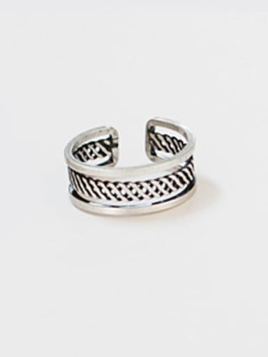 A 925 silver Stylish  Band band ring Of chain