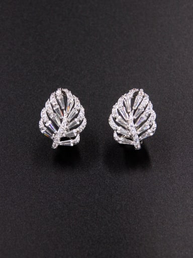 Model No LYE-226662B The new Platinum Plated Zircon Drop stud Earring with White
