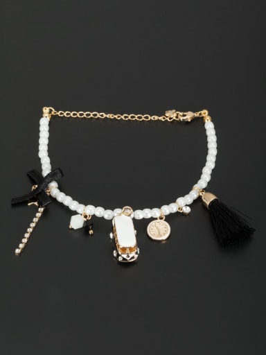 The new Gold Plated Beads Round Bracelet with White