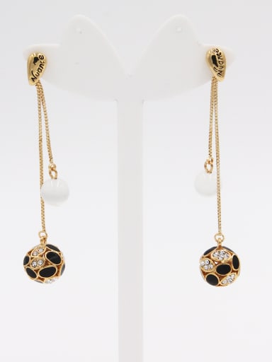 A Gold Plated Stylish  Rhinestone Drop drop Earring Of Round