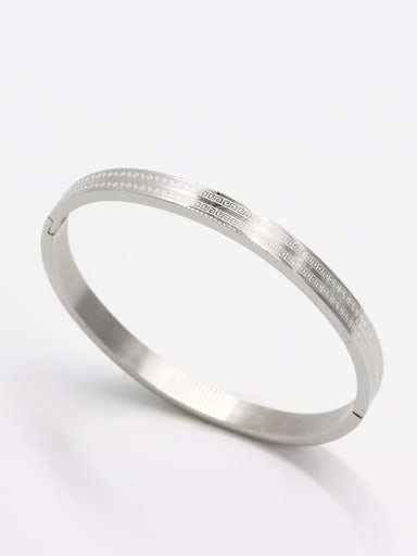 Mother's Initial White Bangle with        59mmx50mm