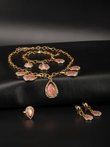 Custom Pink 4 Pieces Set with Gold Plated Zinc Alloy