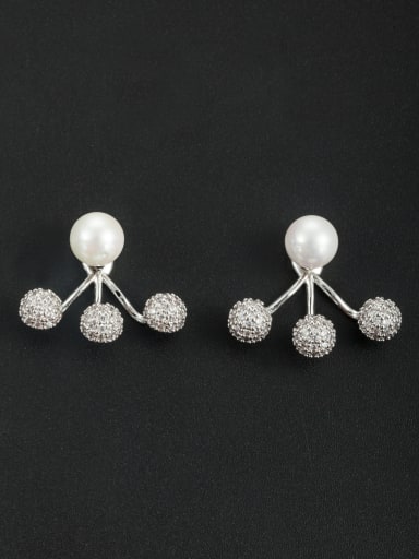 White color Platinum Plated Personalized Pearl Studs stud Earring