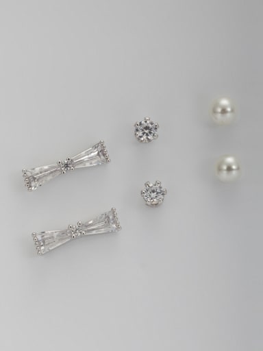 White color Platinum Plated  Pearl Zircon Combined  Studs stud Earring