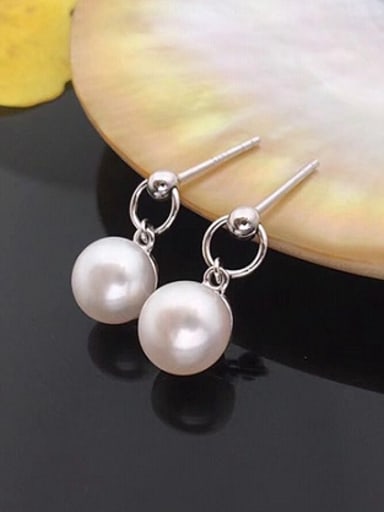Freshwater Pearl Round drop earring