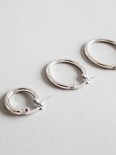 Sterling Silver simple personality Circle Earrings (multiple sizes)