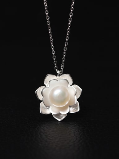 Aesthetic Palace Flower Women Necklace