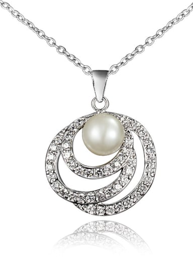 Elegant Round Shaped Artificial Pearl Necklace