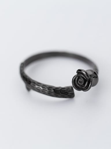 Vintage Black Gun Plated Flower Shaped S925 Silver Ring