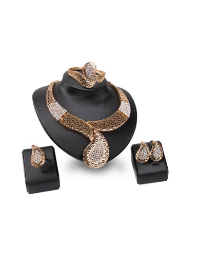 new 2018 2018 2018 2018 2018 Alloy Imitation-gold Plated Vintage style Rhinestones Hollow Four Pieces Jewelry Set