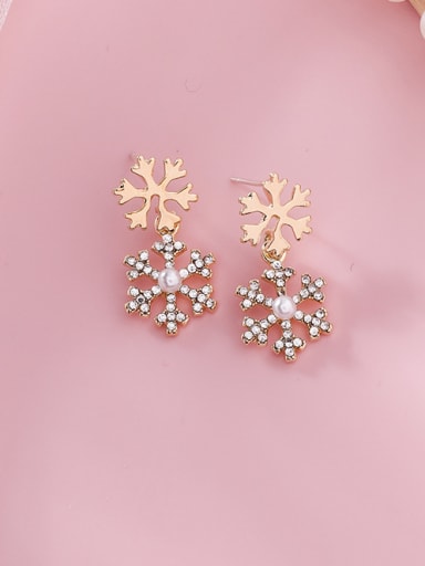 Alloy With Imitation Gold Plated Simplistic Snowflake  Drop Earrings