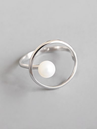 925 Sterling Silver With Platinum Plated Fashion Round Imitation Pearl Solitaire Rings