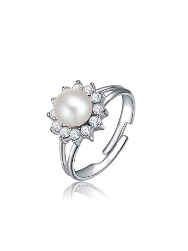 Temperament Flower Shaped Artificial Pearl Ring