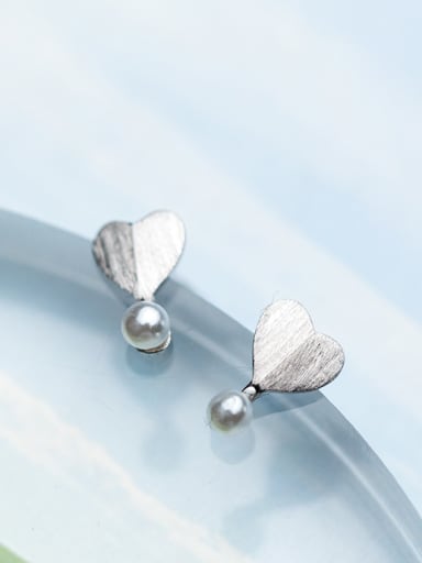 Elegant Heart Shaped Artificial Pearl Brushed Stud Earrings