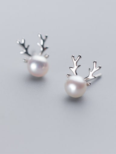 Fashionable Antler Shaped Artificial Pearl S925 Silver Stud Earrings