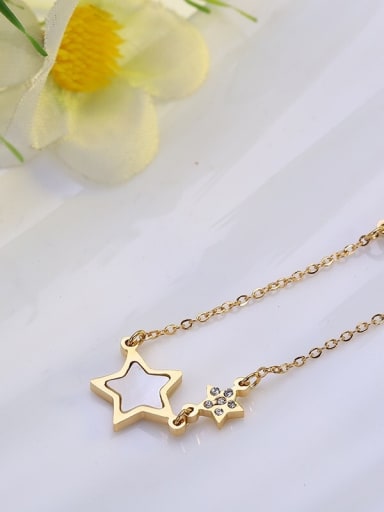 Small Star Shell Clavicle Necklace