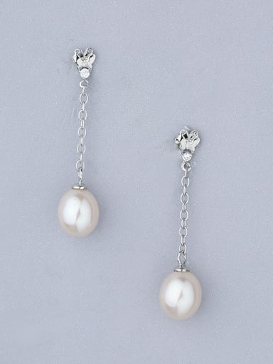 Fashion Freshwater Pearl 925 Silver Stud Earrings