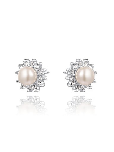 Women Elegant Flower Shaped Artificial Pearl Earrings