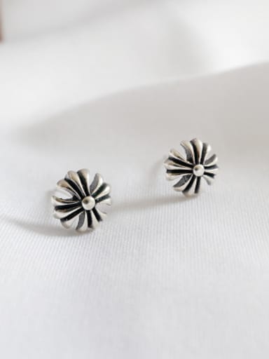 925 Sterling Silver With Antique Silver Plated Vintage cruciate flower Stud Earrings