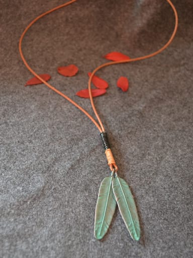 Leaf Shaped Cownhide Leather Necklace